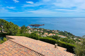 Family villa with magnificent sea view
